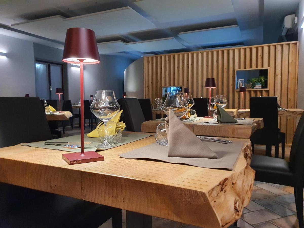 Agriturismo Cascina L'Arche Santo Stefano Belbo Eksteriør bilde