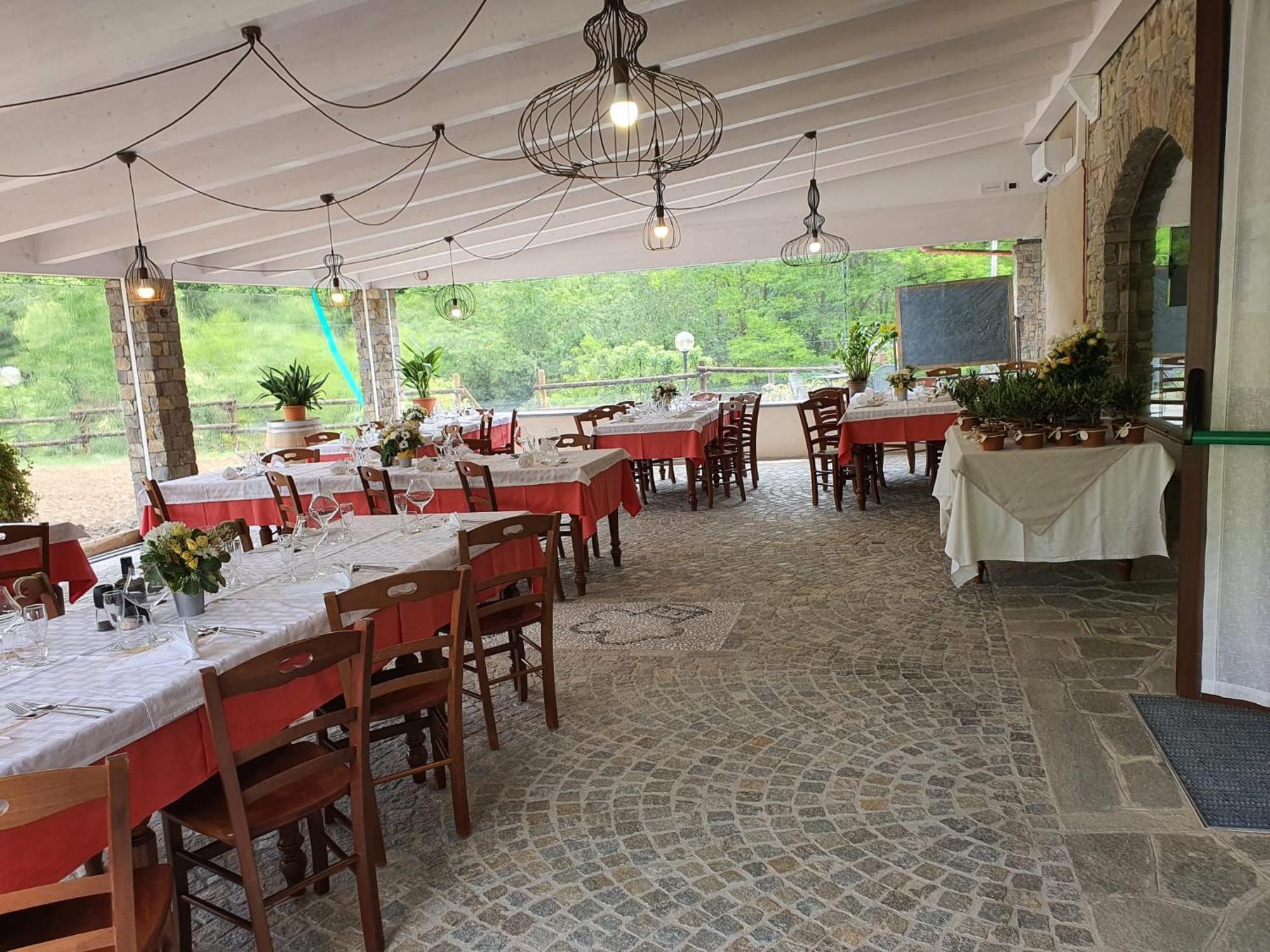 Agriturismo Cascina L'Arche Santo Stefano Belbo Eksteriør bilde
