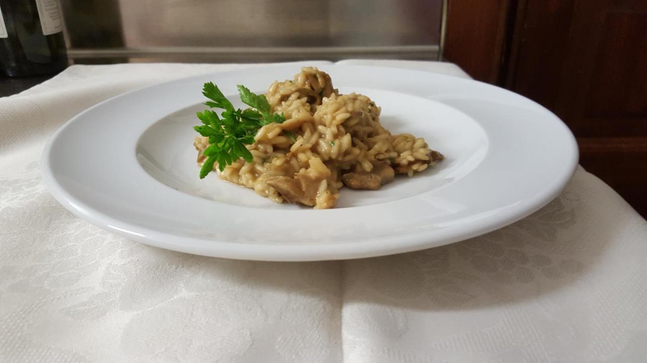 Agriturismo Cascina L'Arche Santo Stefano Belbo Eksteriør bilde